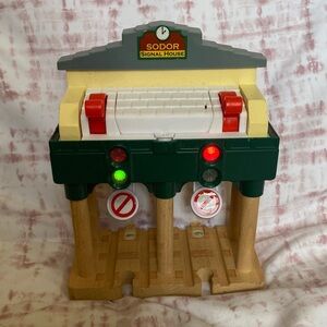 Wooden Thomas the Train SODOR NUMBER 3 SIGNAL HOUSE W/LIGHT RAILWAY WOOD RETIRED